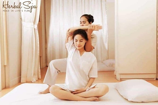 Hot Stone Massage For Full Body Blood Circulation At Da Nang - Who should book this treatment?