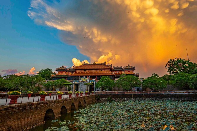 HUE City 1 Day Guided Tours from Da Nang City - Lunch in Hue and the role of expectations