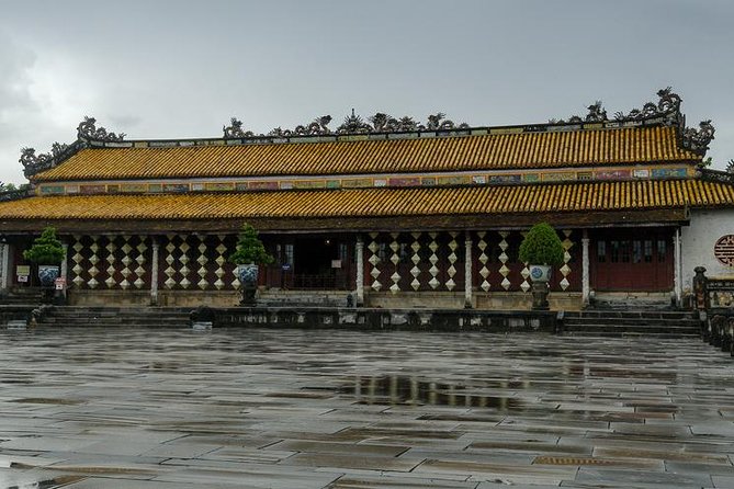 Hue City and The Citadel via Hai Van Pass Daily Small Group Tour - Lang Co Beach and the coastal bay