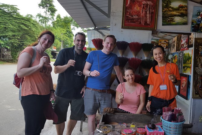 Hue city Deluxe Group Tour (Daily Tour-12 pax max) - My Home lunch, foot bath, and green-bean cakes