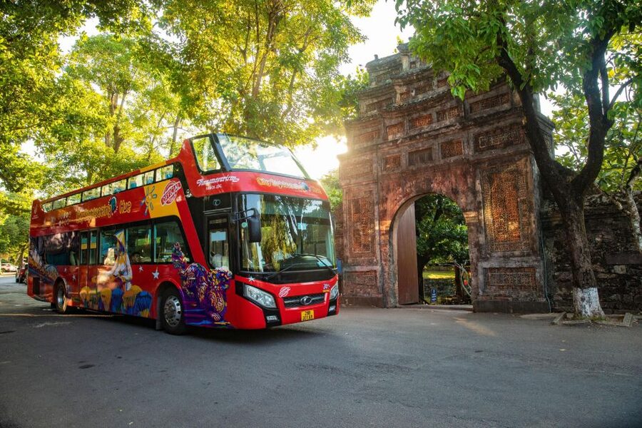 Hue: City Sightseeing Hop-On Hop-Off Bus Tour - Stops 6 and 7: Hue Train Station and Tu Hieu Pagoda