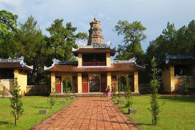 Hue: Custom Tour with Dragon Boat, Private Car & Motorbike - Timing, fitness, and weather