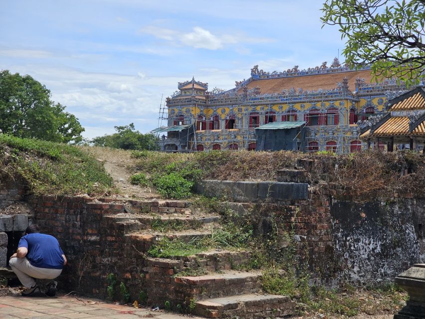 Hue Imperial city walking tour and optional royal tombs - Key points before you book