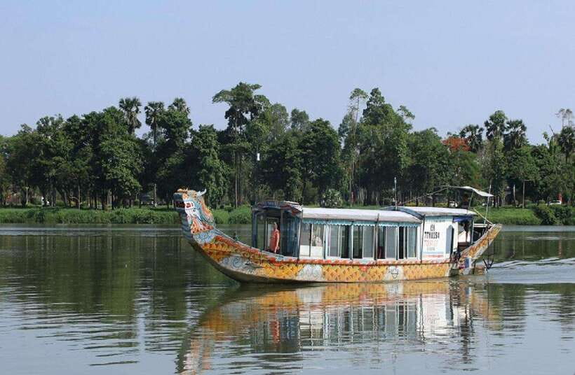 Hue: Private Dragon Boat, Pagoda, and Royal Tomb Tour - Thien Mu Pagoda and seven levels of Buddhist history