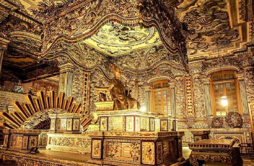 Hue: Private Dragon Boat, Pagoda, and Royal Tomb Tour - Khai Dinh Tomb: small in size, huge in decoration