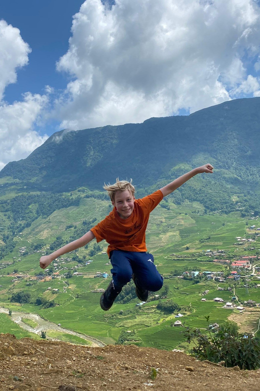 In Sapa: 1 Day Mountain Trek, Visit beautiful villages - Climbing Sa Seng Mountain for the big views