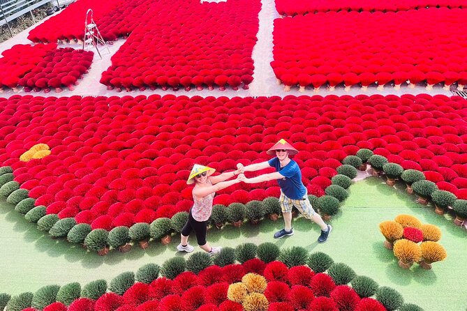 Incense Village, Hat & Lacquer Artisanal Tour Options From Hanoi - Quang Phu Cau and the red incense fields