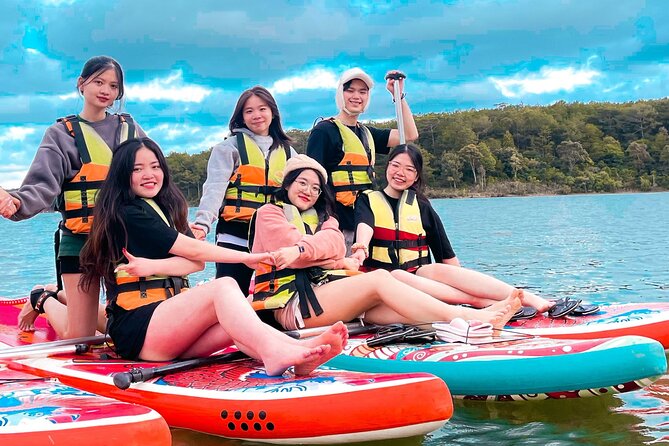 KAYAK/SUP IN DA LAT (1/2 day) - Starting at Chèo Sup Hồ Tuyền Lâm