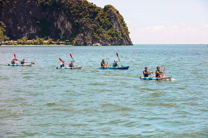 Kayaking at Lan Ha Bay - Lunch with the islands in view
