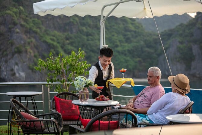 Lan Ha bay Boutique Cruise 2D/1N Tour: Kayaking & swimming at pristine places - Kayaking into quiet corners