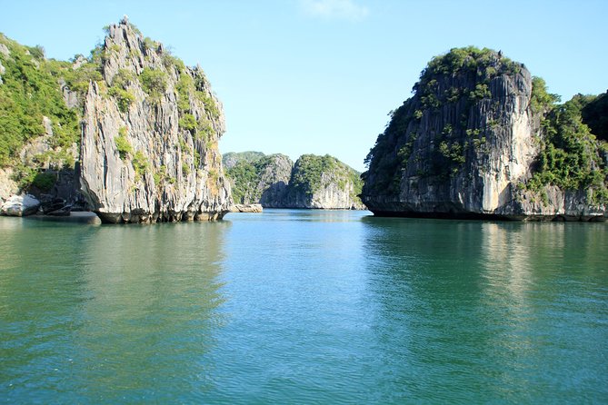 Lan Ha bay Boutique cruise 3D/2N: Kayaking - Swimming & Biking Viet Hai villages - Day 3: One last paddle and the return to Cai Beo