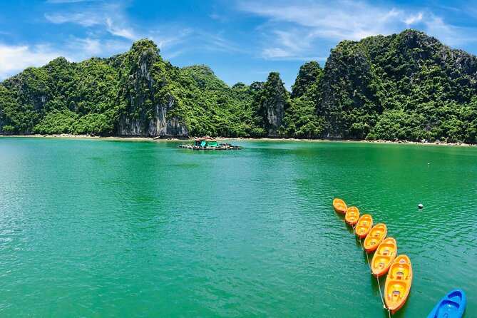 Lan Ha - Ha Long bay with local experts (small group guaranteed) - Why leaving from Cat Ba makes sense