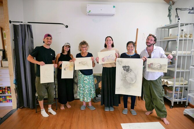 Life Drawing Class - Art Workshop at Art Tutor Hanoi - Key points about the Hanoi life drawing class