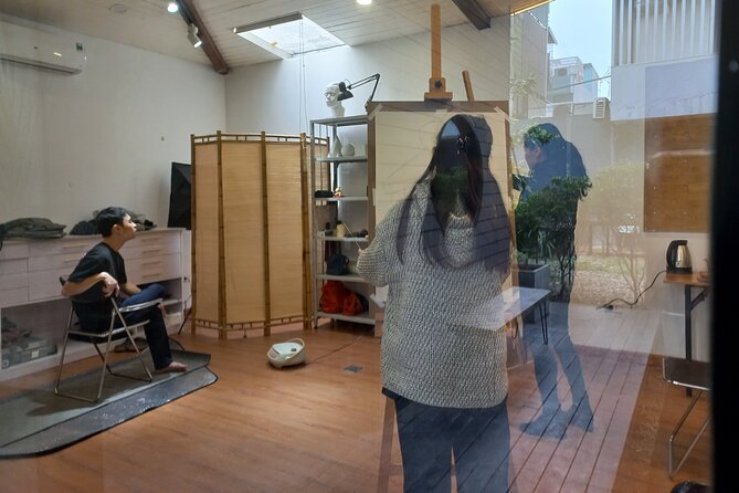Life Drawing Class - Art Workshop at Art Tutor Hanoi - Is $35 a fair price?