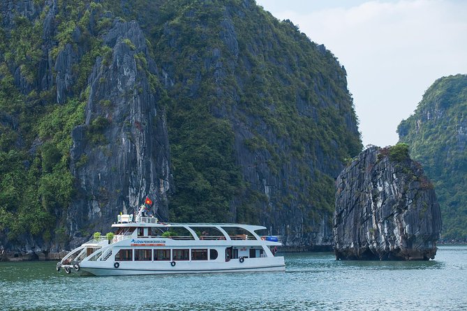Luxury Halong Bay 1 Day on Cruises From Hanoi with Bus & Lunch - Why this Halong Bay day trip works