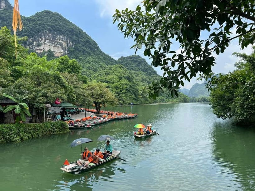 Luxury Limousine Tour: Hoa Lu, Trang An/Tam Coc & Mua Cave - Why this day trip works from Hanoi