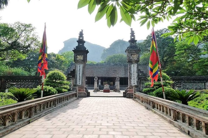 Luxury Ninh Binh: Hoa Lu - Mua Cave - Tam Coc Day Tour from Hanoi - Transport, timing, and the practical side of the day
