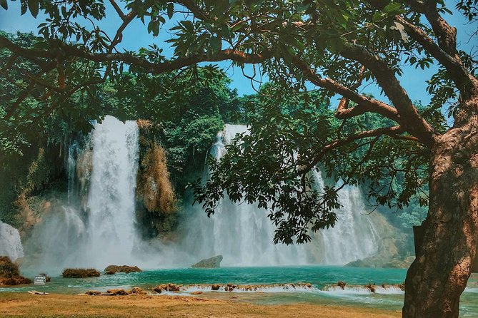 Majesty Of Untouched Northern Vietnam Tour 6 Days - Private travel and practical comfort