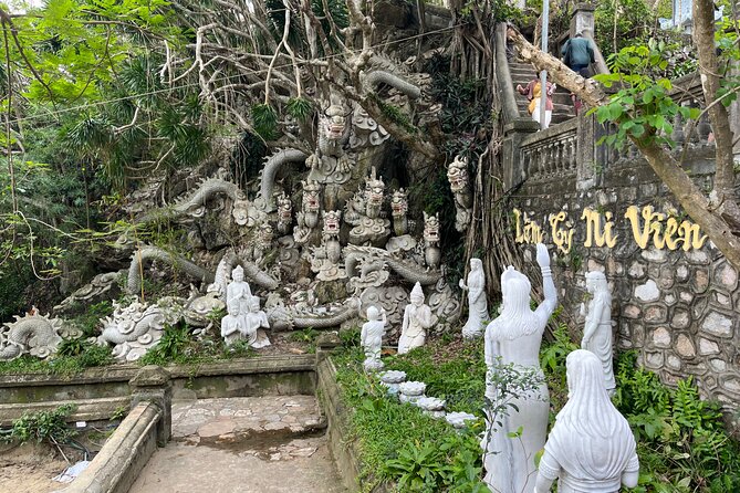Marble mountain and Linh Ung temple from Da Nang/ Hoi An (4 hour) - Why a private guide can be worth the upgrade