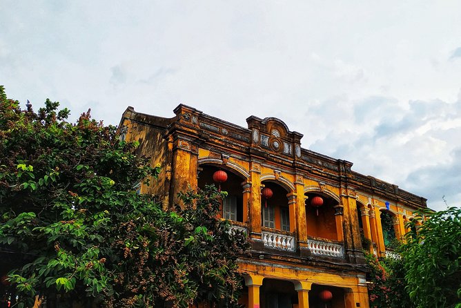 Marble Mountain - Hoi An Ancient Town Sunset Private Tour - Marble Mountains: stone workshops before the caves