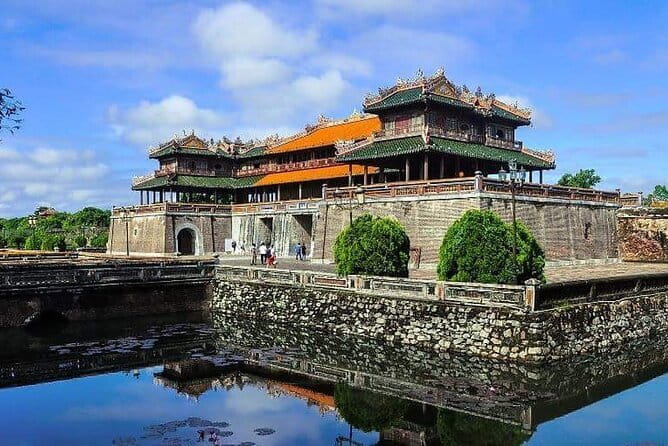 Marble Mountains and Ba Na Hills (Golden Bridge) full day tour - Who will enjoy this tour most?