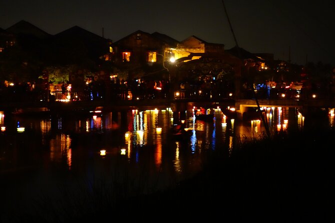 Marble Mountains - Hoi An Ancient Town Afternoon Tours FROM DANANG(15H30-21H) - A five-course introduction to Vietnamese food