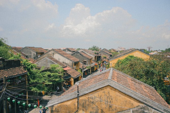 Marble Mountains - Hoi An Ancient Town Sunset Daily Ingroup Tour - Dinner: convenient, but keep expectations modest