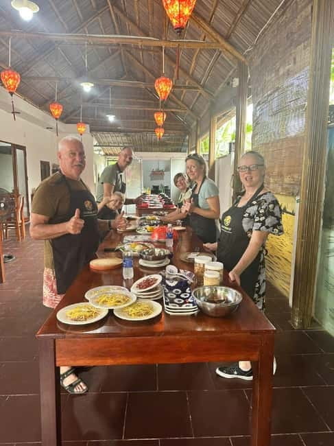Market Tour, Basket Boat Ride & Cooking Class by Hangcoconut - What the Hangcoconut experience includes