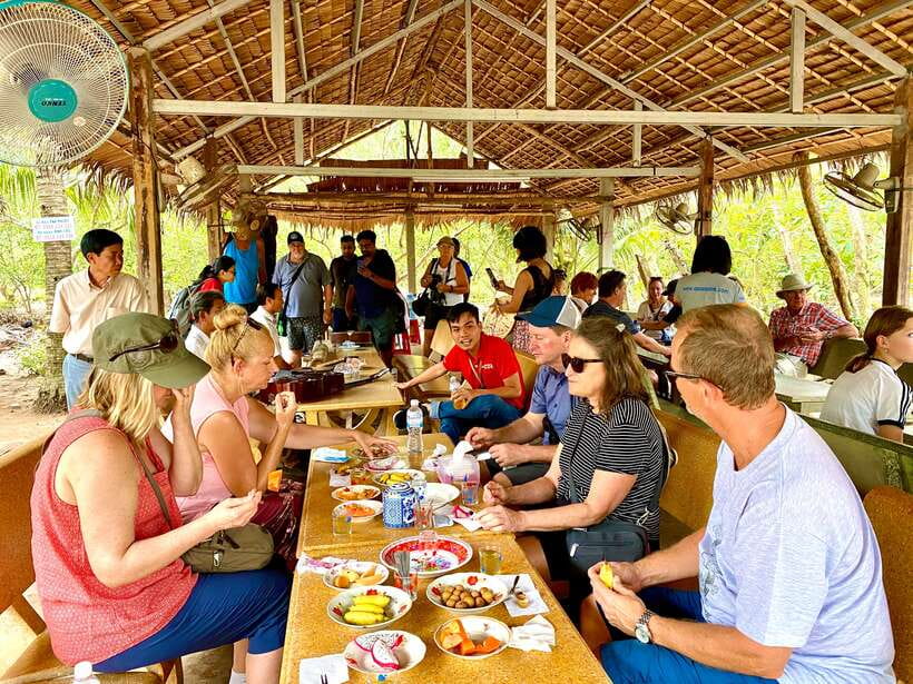 Mekong Delta 2 Days: Floating Markets & Cultural Exploration - Noodle Making and Munir Ansay Pagoda