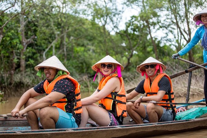 Mekong Delta Discovery Tour from Ho Chi Minh - The narrow canals by rowing boat