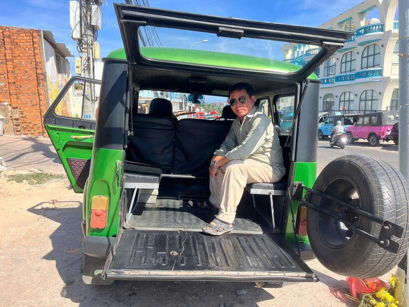 Mui Ne Group tour: Sunrise or Sunset Sand Dunes By Jeep - Why this $7 Jeep ride works so well