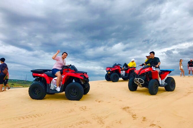 Mui Ne: Sand Dunes Jeep Tour Friendly Service with ATV Option - A quick stop at Mui Ne Fishing Village