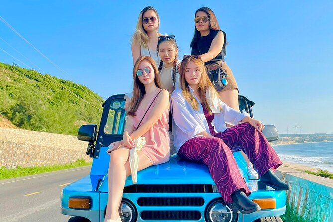 Mui Ne: Sand Dunes Jeep Tour Friendly Service with ATV Option - Walking barefoot through Fairy Stream