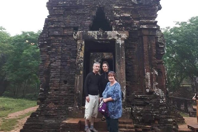 MY SON HOLYLAND Private Tour-Early Morning at 6A.M or Afternoon - What makes the brick towers special