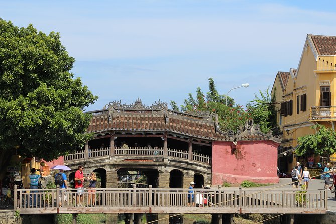 My Son Sanctuary And Hoi An Heritage Full-day Tour - Walking through Hoi An Ancient Town