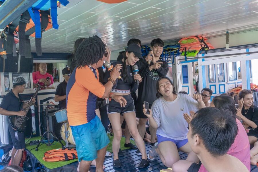 Nha Trang: Coral Reef Snorkeling and Floating Bar Party - My verdict: book it for fun, not perfect coral
