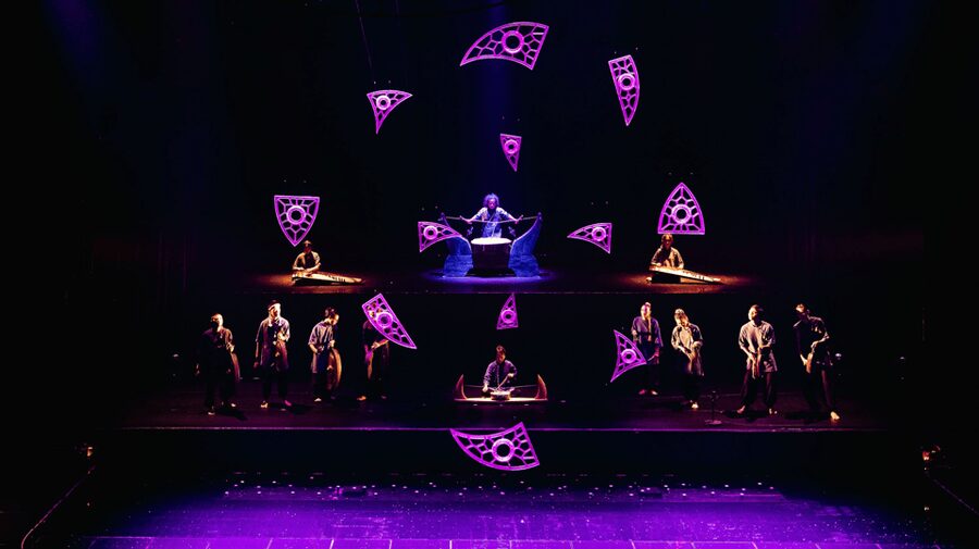 Nha Trang: Life Puppets show - Đó Theatre Ticket - The orchestra gives the show its emotional center