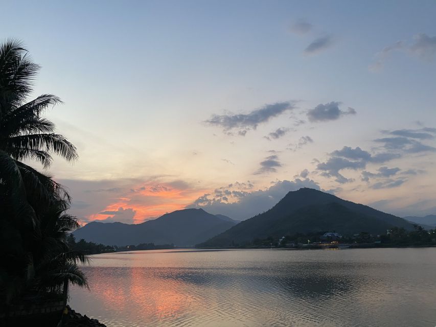 Nha Trang: Stand-up Paddleboard Sunset Tour - Following the Cai River into the countryside