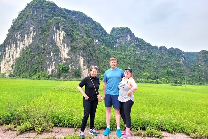 Ninh Binh 1 Day Tour(Tam Coc - Mua Cave - Bich Dong) - Bich Dong Pagoda and the story behind the stones