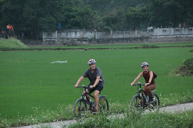 Ninh Binh 2 Day 1 Night Trip Small Group Tour With 4 star Hotel - The guides and the small-group advantage