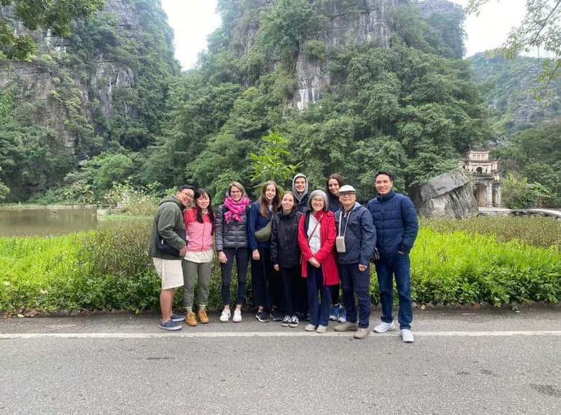 Ninh Binh Cycling Tour: Tam Coc Boat, Mua Cave & Rural Life - The ride back through quiet lanes