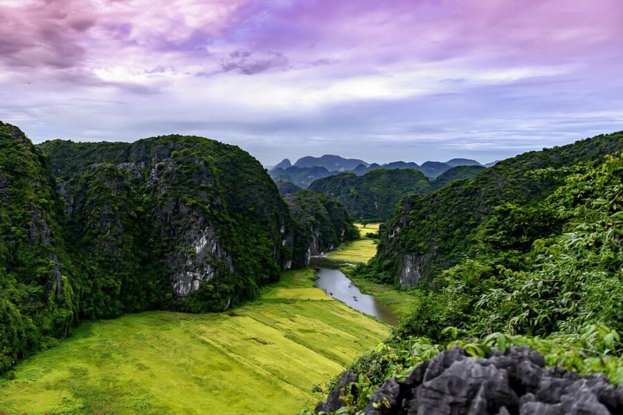 Ninh Binh Daily: Hoa Lu, Mua Cave, Tam Coc, Bike & Swimming - The 500 steps to Mua Mountain