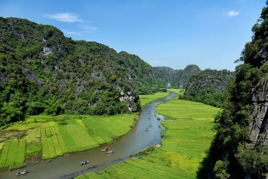 Ninh Binh Daily: Hoa Lu, Mua Cave, Tam Coc, Bike & Swimming - Hoa Lu and the story of Vietnam’s first capital