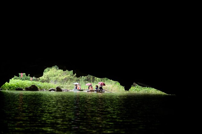 Ninh Binh Daily Tour: Hoa Lu - Tam Coc boat trip and Bike - What the full schedule feels like