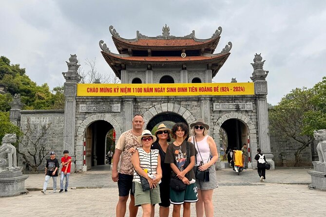 Ninh Binh Day Tour from Hanoi: Hoa Lu Trang An and Mua Caves - Mua Caves and the climb to the viewpoint