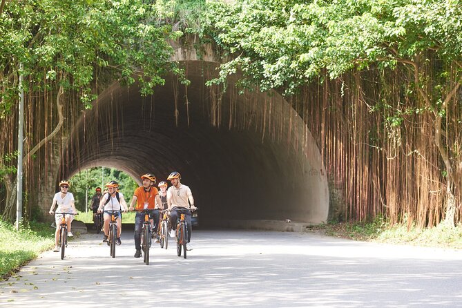Ninh Binh Day Trip: Bai Dinh-Trang An-Mua Cave, Buffet, Boat, Bus - Who will enjoy this full-day outing