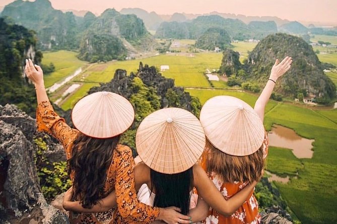 Ninh Binh Day Trip - The road south and what the $56 price covers
