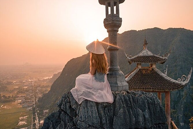 Ninh Binh Full-Day to Hoa Lu Tam Coc & Mua Cave Via Boat & Bike - What the Guide Adds to the Day