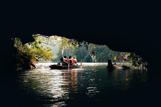 Ninh Binh Full Day Tour from Hanoi by Limousine - Mua Cave and the 500-step climb