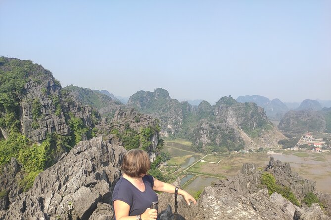 Ninh Binh Group Tour of 11 from Hanoi via Mua Cave Tam Coc Hoa Lu - Why this small-group Ninh Binh trip works